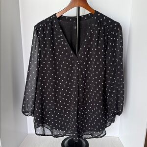 Jones New York Black and White Patterned Blouse